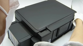 Stampante con serbatoio d'inchiostro Epson L380 Risparmia denaro